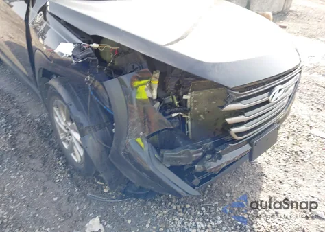 2016 Hyundai Tucson Se z USA, uszkodzony, nr VIN KM8J3CA46GU099405